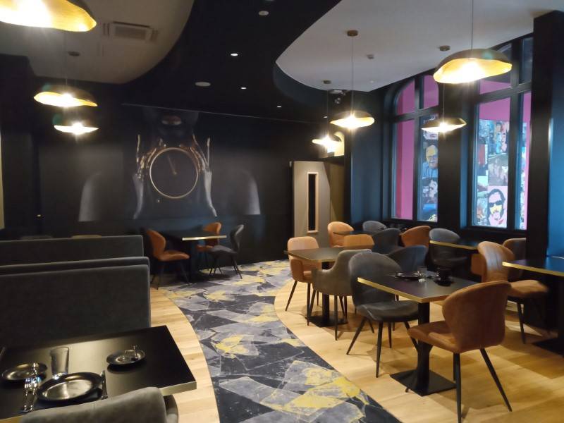 salle petit dejeuner hotel le prince (10)